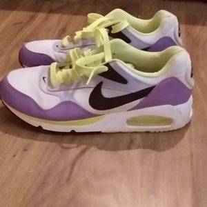 Women's Nike Air Tennis Shoes